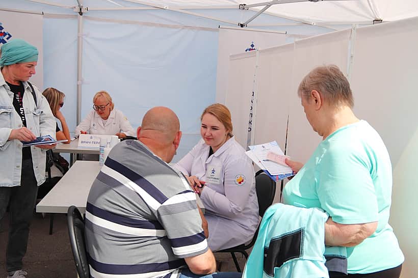 В Новочебоксарске начата работа мобильных бригад медицинских работников.