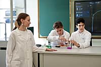 В День знаний Глава Чувашии открыл три новые школы в Чебоксарах, Новочебоксарске и в поселке Кугеси. (фото №16).