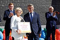 В День знаний Глава Чувашии открыл три новые школы в Чебоксарах, Новочебоксарске и в поселке Кугеси. (фото №22).