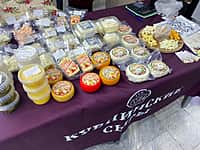 В ДК "Химик" стартовала предновогодняя ярмарка сельхозпроизводителей и фермеров Чувашии! (фото №5).