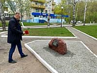 Камень на месте будущего памятника бойцам СВО заложили в Новочебоксарске. (фото №4).