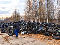 Новочебоксарск избавляется от «резинового» мусора с пользой для экологии (фото №5).
