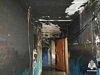 В Новочебоксарске сотрудники МЧС спасли четырех человек при пожаре в общежитии. (фото №2).