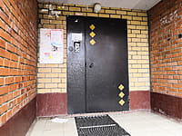 Многоквартирный жилой дом. 18 августа 2021 (ср).