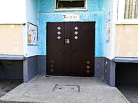 Многоквартирный жилой дом. 12 августа 2021 (чт).