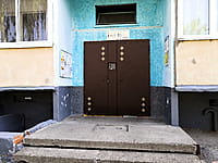 Многоквартирный жилой дом. 12 августа 2021 (чт).