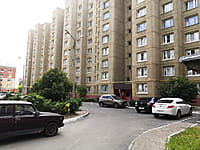 Многоквартирный жилой дом. 19 августа 2021 (чт).