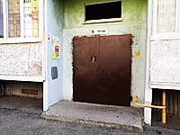 Многоквартирный жилой дом. 29 августа 2021 (вс).