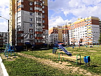 Многоквартирный жилой дом. 18 августа 2021 (ср).