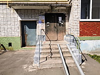Многоквартирный жилой дом. 19 августа 2021 (чт).