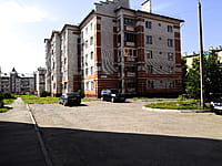 Многоквартирный жилой дом. 19 августа 2021 (чт).
