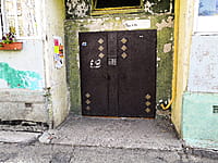 Многоквартирный жилой дом. 29 августа 2021 (вс).