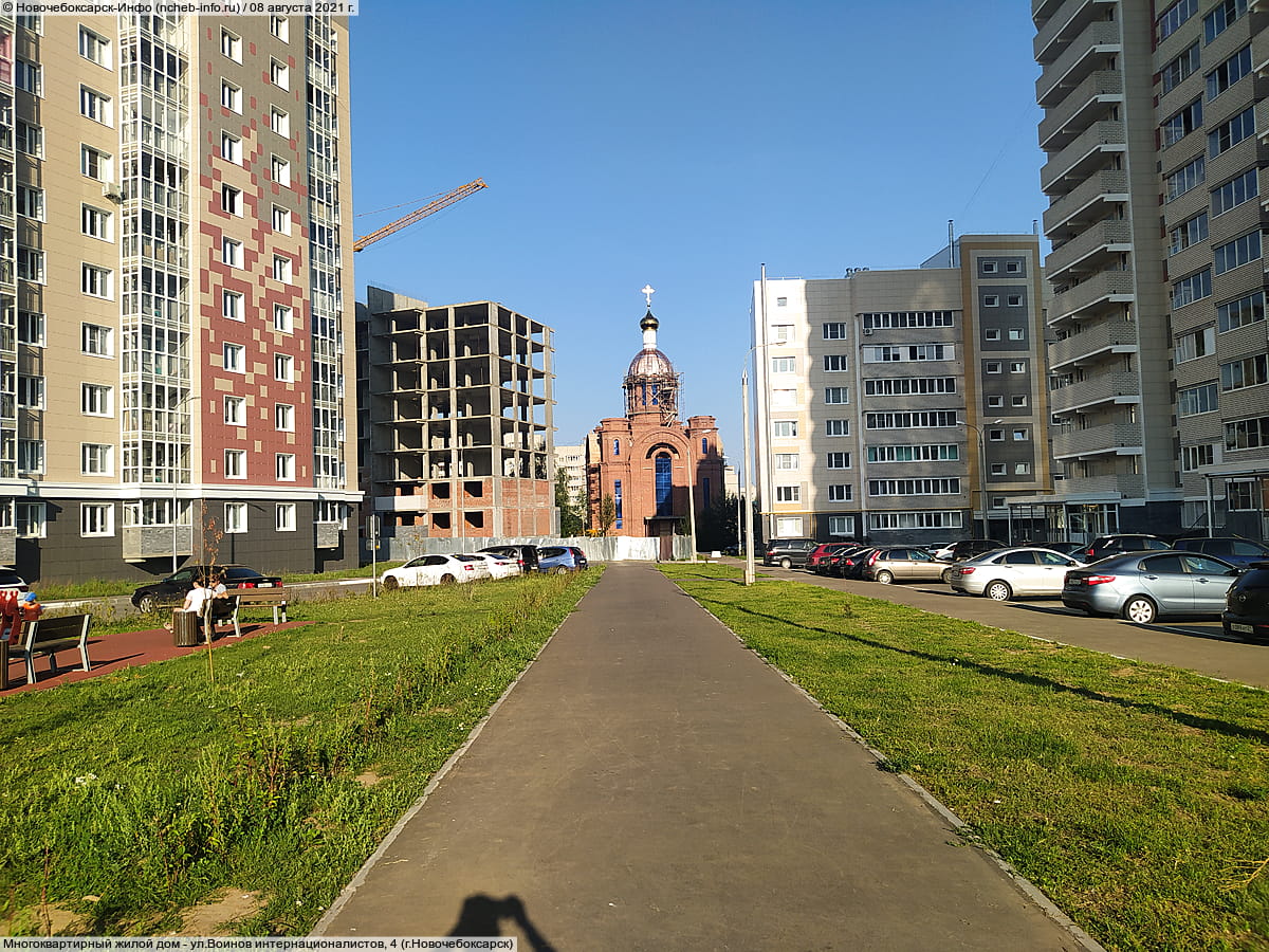 Многоквартирный жилой дом. 08 августа 2021 (вс).