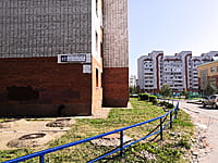 Многоквартирный жилой дом. 19 августа 2021 (чт).