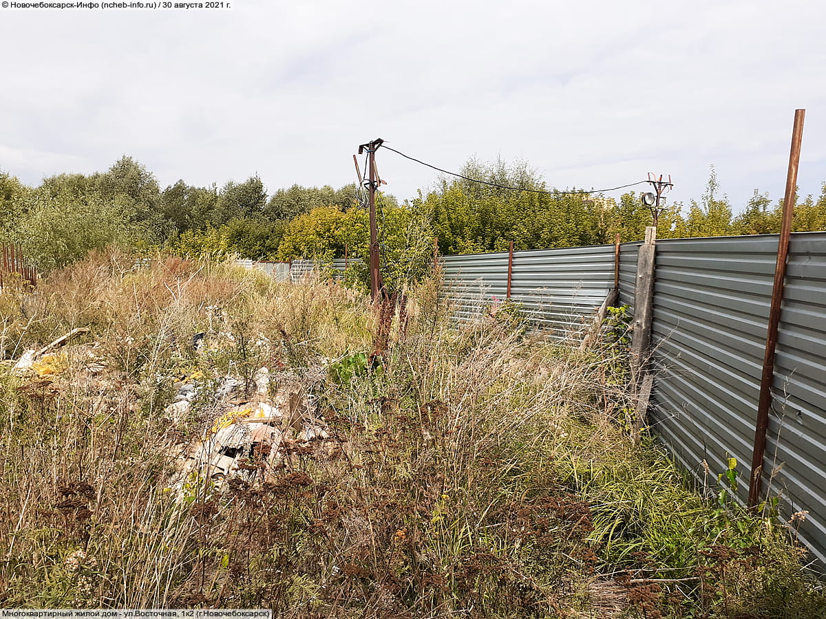 Многоквартирный жилой дом. 30 августа 2021 (пн).