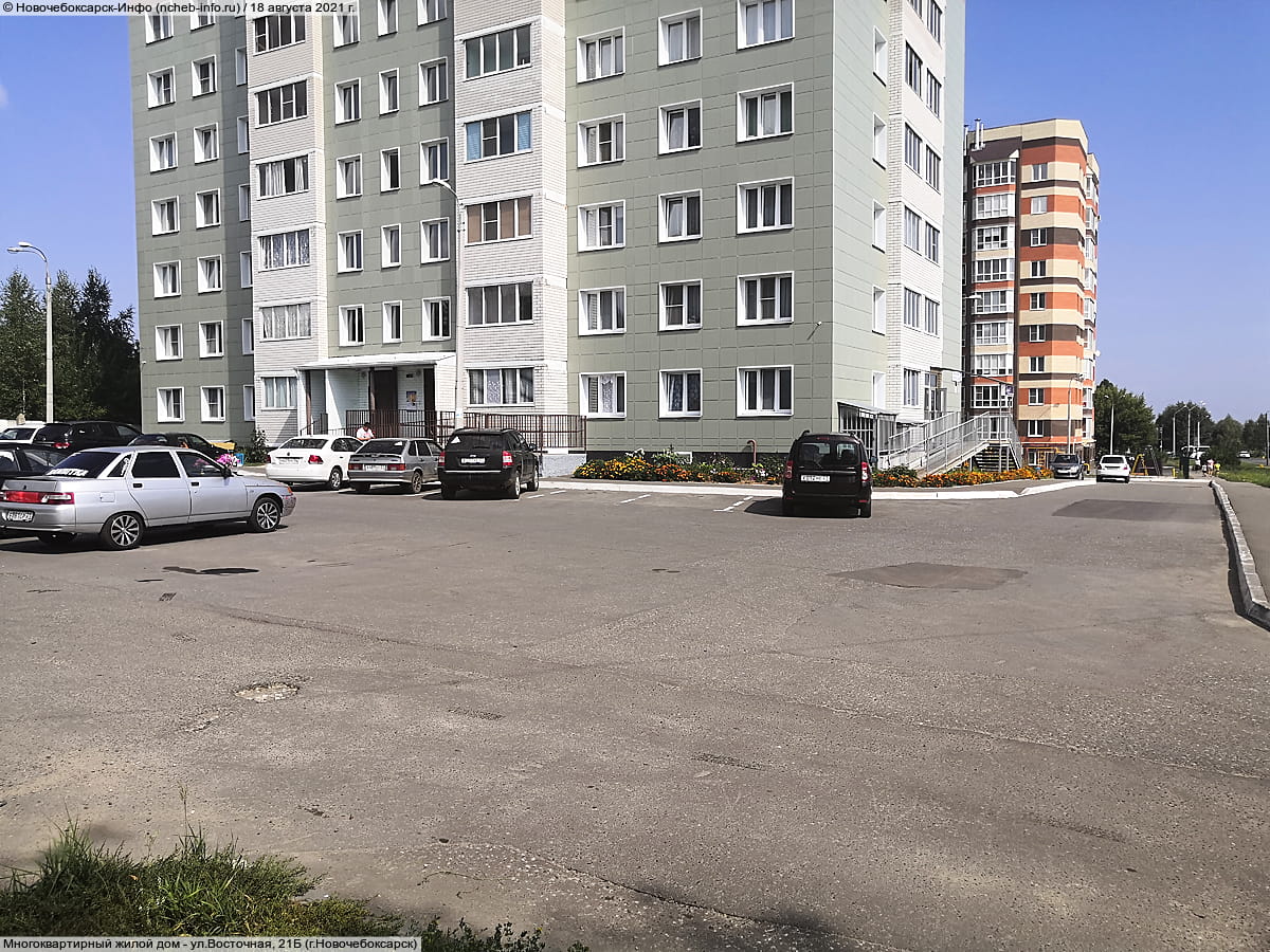Многоквартирный жилой дом. 18 августа 2021 (ср).