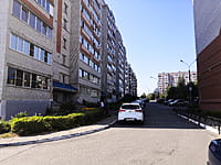 Многоквартирный жилой дом. 19 августа 2021 (чт).
