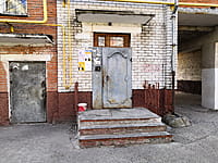 Многоквартирный жилой дом. 19 августа 2021 (чт).