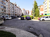Многоквартирный жилой дом. 19 августа 2021 (чт).