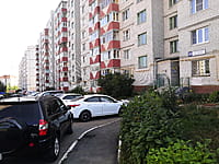 Многоквартирный жилой дом. 19 августа 2021 (чт).