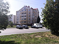 Многоквартирный жилой дом. 19 августа 2021 (чт).