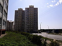 Многоквартирный жилой дом. 19 августа 2021 (чт).