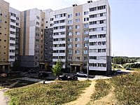 Многоквартирный жилой дом. 19 августа 2021 (чт).