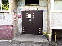 Многоквартирный жилой дом. 29 августа 2021 (вс).